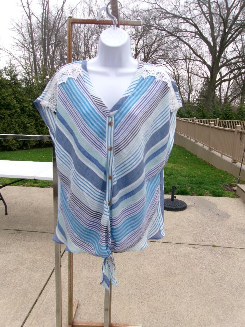 NWT PALM RIO BLUE STRIPED TOP 1X